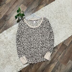 Victoria's Secret Size Medium Leopard Print Scoop Neck Thermal Waffle Knit Top